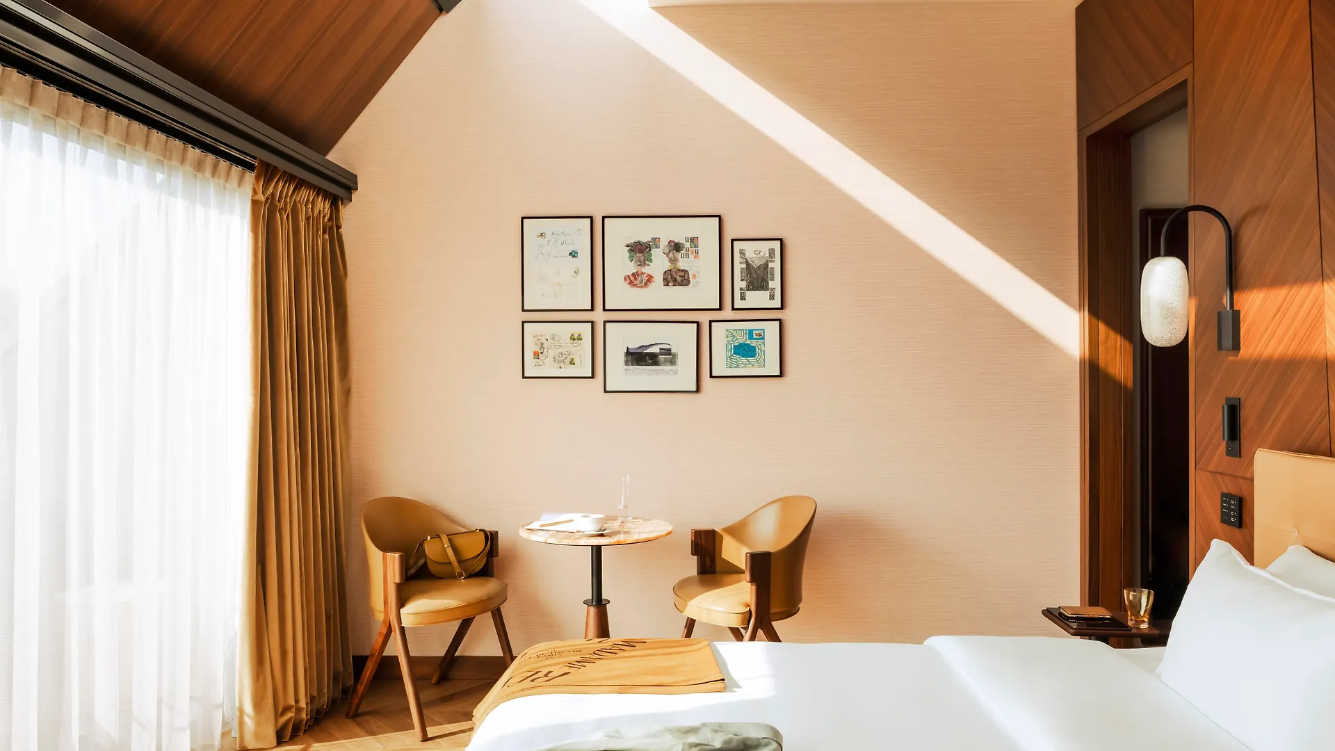 Madame Reve Hotel 5*
