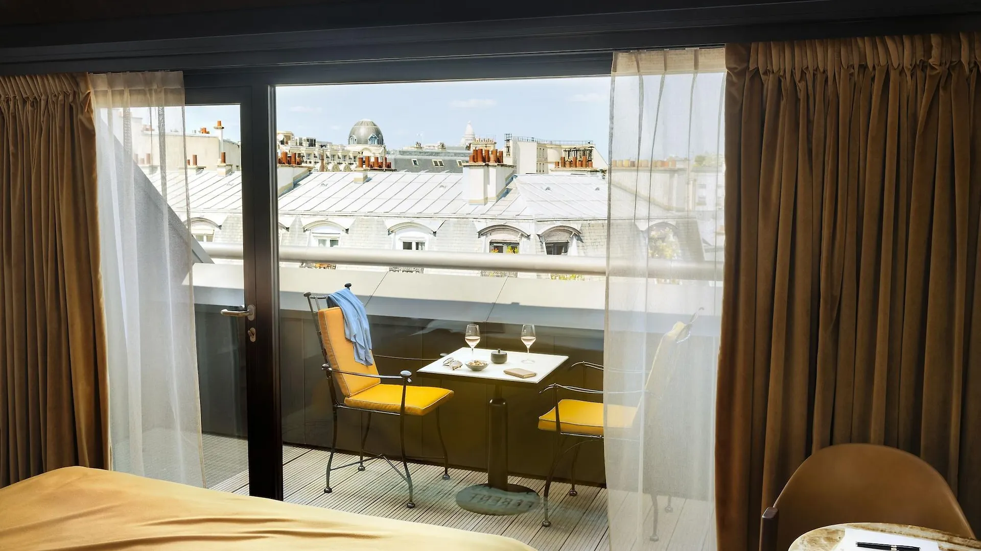 Madame Reve Hotel Parijs